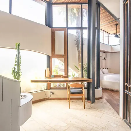 Apartamento Modern 1-Br Loft With Art Deco Style Shared Pool