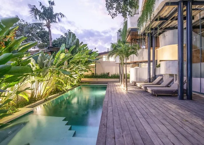 Modern 1-Br Loft With Art Deco Vibe Shared Pool チャングー
