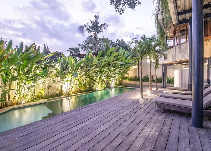 Modern 1-Br Loft With Art Deco Vibe Shared Pool