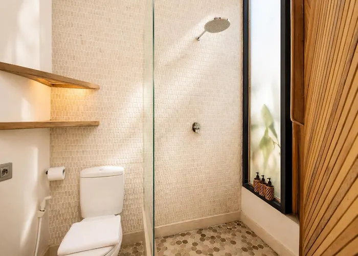 Modern 1-Br Loft With Art Deco Vibe Shared Pool アパート チャングー