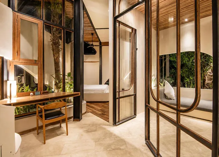 Modern 1-Br Loft With Art Deco Vibe Shared Pool